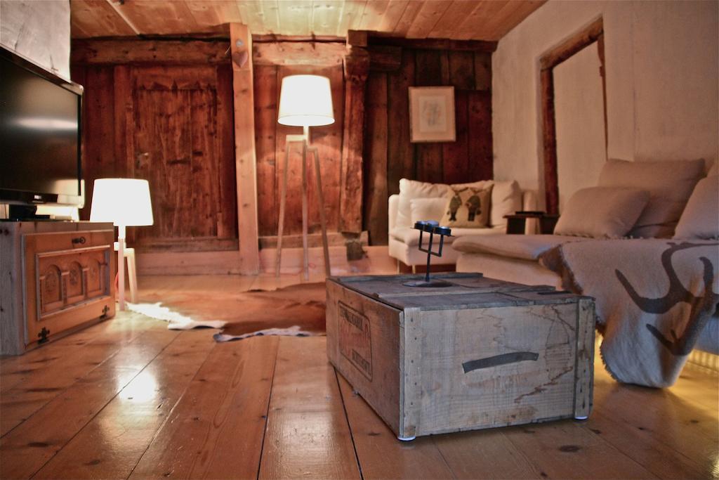 Tgesa Ferrera Villa Schmitten  Room photo